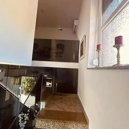 Swiss Apartment Pokoj