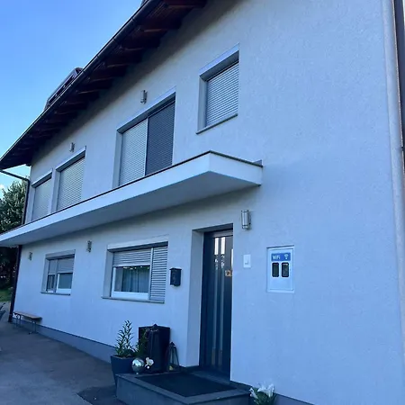 Swiss アパート Pokoj